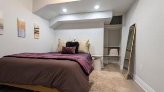 Oakville 2 Bedroom Apartment - South Shell Beach - 3