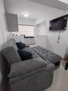 Mini Departamento Frente al Parque Kennedy - 2