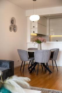 Stylish New Belgrade apt parking 5e per day - 5