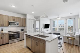 Stylish 2BR near PGA and Universal Studios - 4
