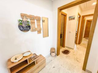 Stylish 2BR Flat Tunis Getaway in Jardins Menzah - 3