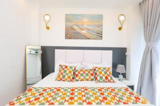 Cosy 2BR Mombasa CBD with Partial Ocean & City Views - 15 mins to Airport - 1