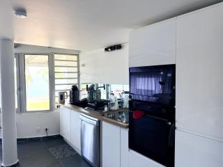 JPY S Suite - 7