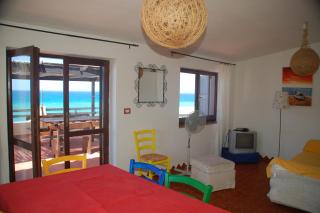 Villa Alabe - Waterfront Apartments in Bosa Porto Alabe - Porto Alabe - 2