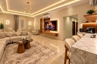 Luxury 5-Bedroom Lake View Apartment, El Latini New Alamein - 9