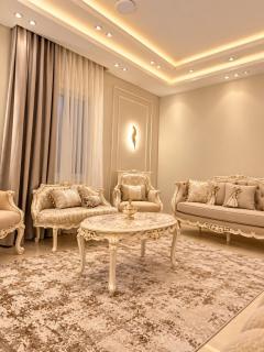 Luxury 5-Bedroom Lake View Apartment, El Latini New Alamein - 5