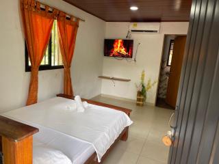 Finca Monteverde en Doradal Piscina jacuzzi y naturaleza hasta 30 personas - 7