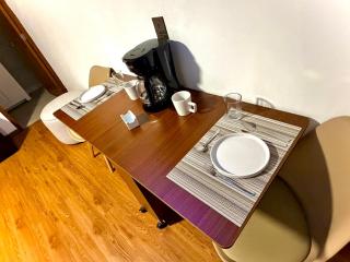 Hegel 215 Bed & Breakfast Boutique - 4