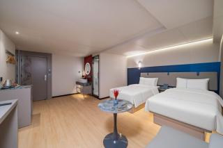 Yihai cultural hotel, near POP LAND and SOLANA MALL - 4