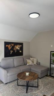 Beautiful One Bedroom Apartment Georgetown, High Speed Wifi, Netflix & Prime, Air Conditioning - 7