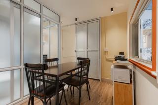 Old Quarter-Train St-2BR-Balcony-247 Check-in - 1