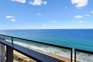 Jewel L26 Absolute Beachfront 3BR + Free Parking - 7