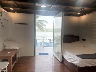Blue Lagoon Munroe Island Homestay - 2