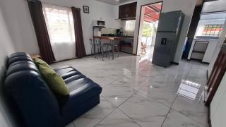 Kira's House - Apartment 5 minutes from the airport - 2