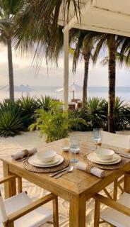 SWK Luxury Oceanfront Villa Watamu - 1