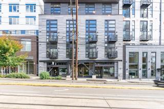 Downtown Edge-Stylish Studio Near Hospitals & Downtown-105 - 2