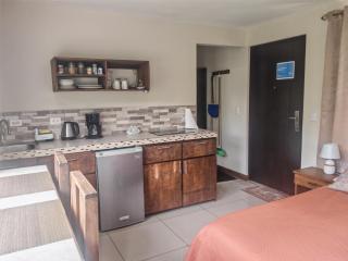 CASA GERANIOS STUDIO #3 - 8