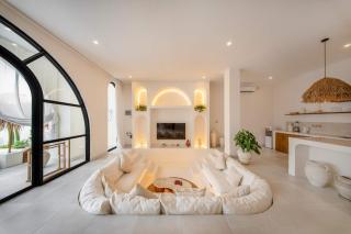 Casa Emiliana Stylish 3BR Villa in Cemagi - 5