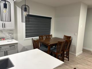 Happy Master bedroom 18 min drive from airport - 5