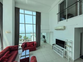 Seaview Maritime Duplex 2BR Suite by Dr Alston - 5