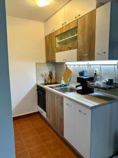 Orelyak - Cozy Mountain 2BR, 100m to Gondola - 4