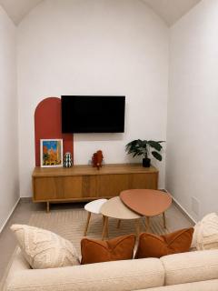 Renovated Cozy Haven - Old Town and Beach - 7