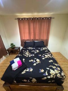 Ezzy Air B&B - 0