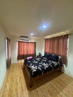 Ezzy Air B&B - 1