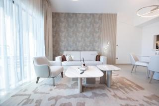 Bloomfields 1BR in Vantage 2 - Yas Golf Collection - Abu Dhabi - 1