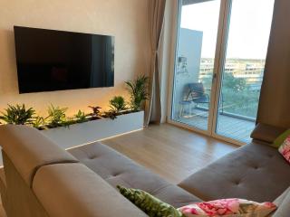 Botanical Apartment - 9