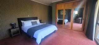 Titiwai Homestead 4 Bedroom Farm Stay - 4