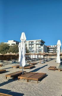Zen Beach Studio - 0