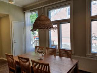 Large apartment in a 19th-century wooden house in the center of Hanko - 5