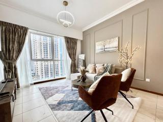 Chic 1BR in JLT Near Metro Sleeps 3 - 2