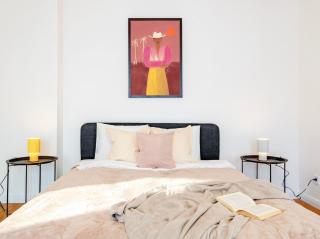 Stylish Apt for 4 - Workspace - Prague Center - 4