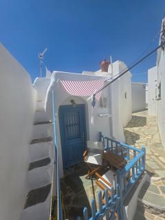 The Old Celar House - 7