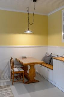 Atmospheric two-room apartment in the center of Hanko - 3