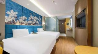 Magnotel Business Yangzhou China Grand Canal Museum Wanda Plaza - 1