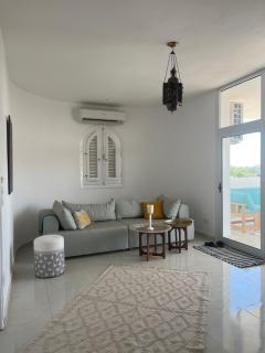 Private Luxury Apartment with Nil View - 3