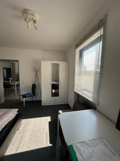 Zentral gelegene moderne ruhige Wohnung - 2