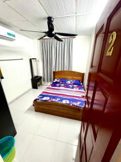 Family Homestay Kota Bharu - 2
