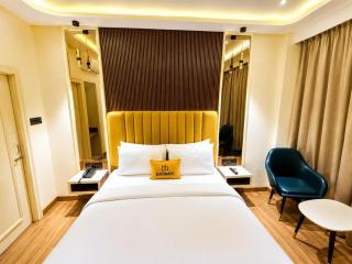 The Benchmark Hotel - 1
