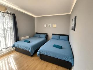 Spacious Contractor & Family Home for 9 near Doncaster Centre, A1 & M18 - 8