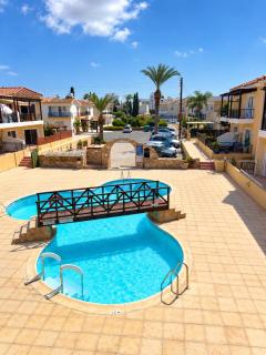 Olive Suites Paphos - 1 Bedroom Apartment with Pool - 2