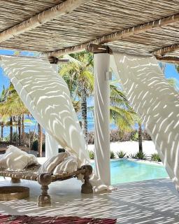 SWK Luxury Oceanfront Villa Watamu - 3