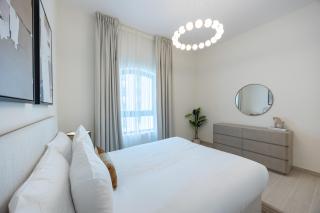 Bloomfields 2BR with Maids in Fairways 3 - Yas Golf Collection - 1