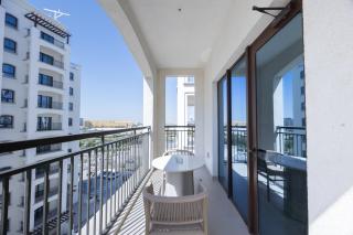Bloomfields 2BR plus Maid's room in Fairways 3 - Yas Golf Collection - 7
