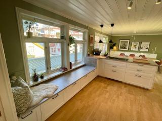 Spacious, bright and central top apartment in Halden - 4