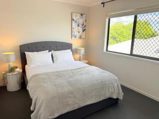Spacious 5BR Family Home&Pet Friendly - 1