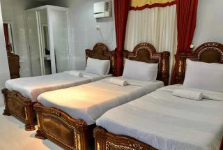L'otel d' Emily - 8